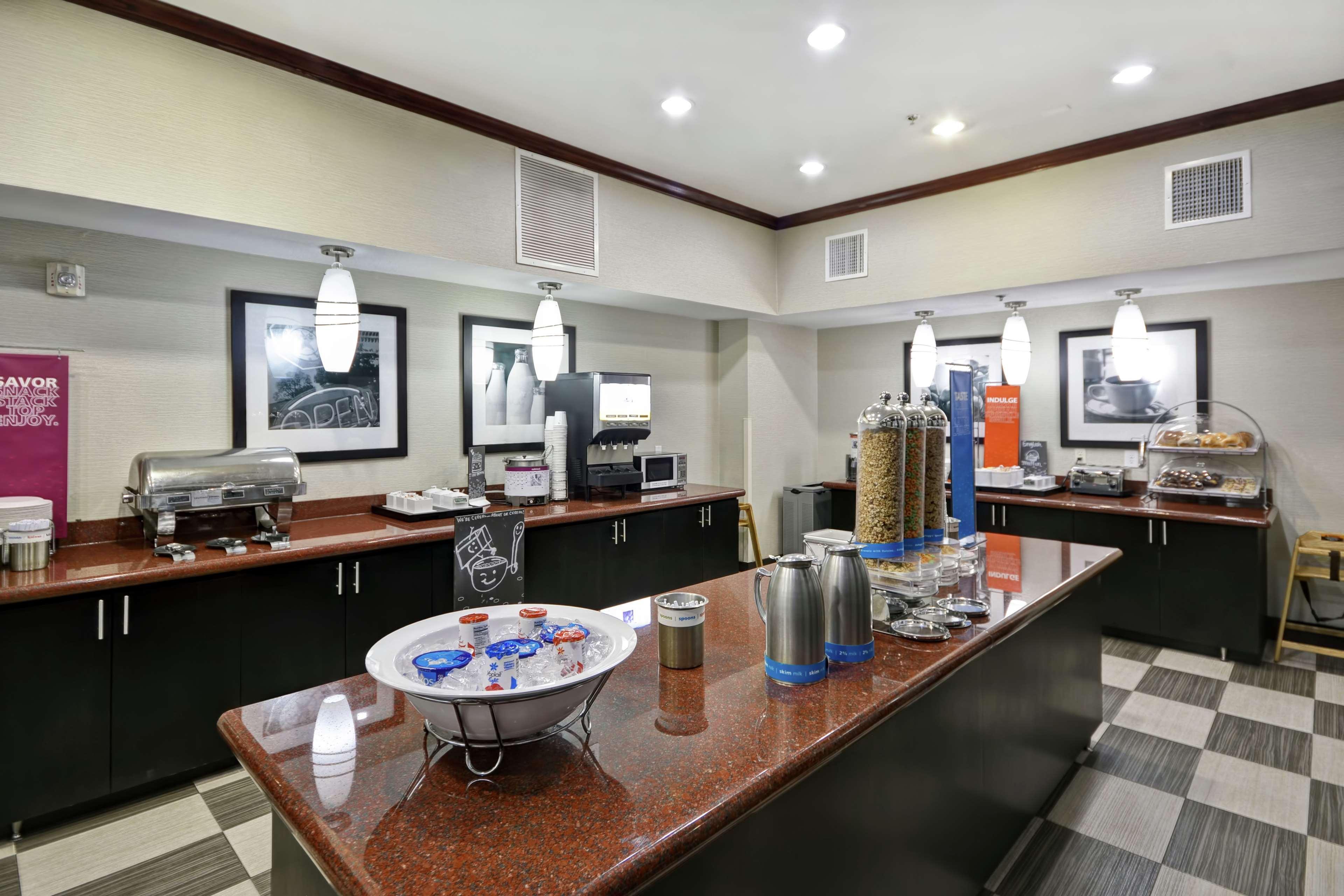 Hampton Inn & Suites Corpus Christi I-37 - Navigation Boulevard מראה חיצוני תמונה
